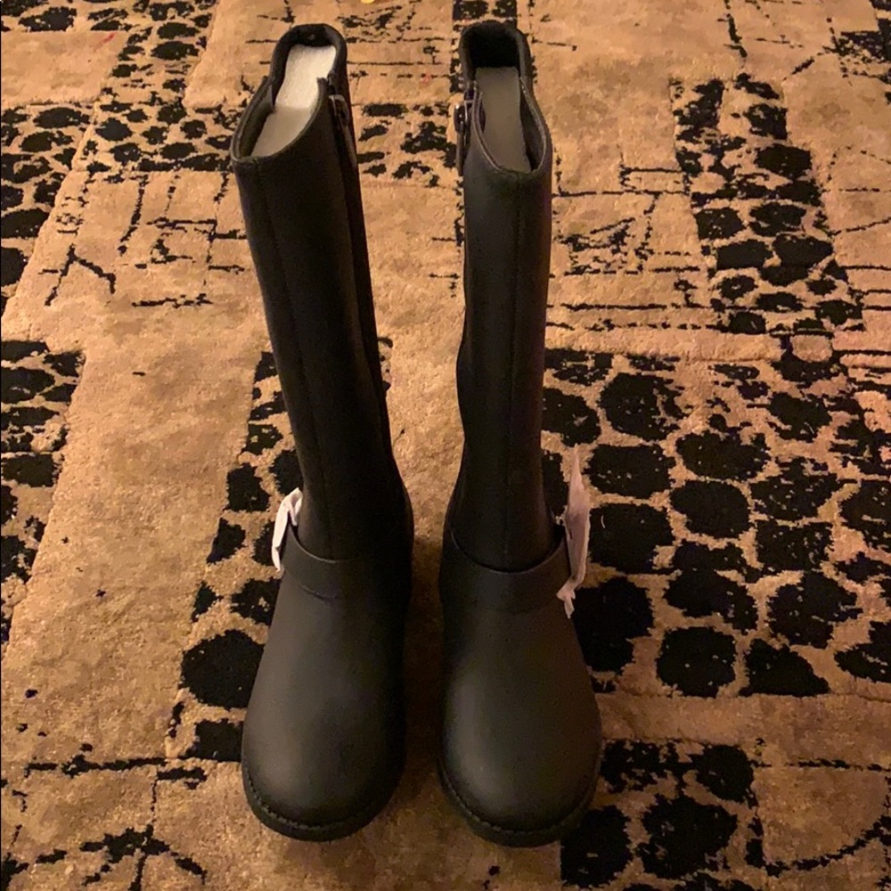 Girls Kenneth Cole black riding boots
